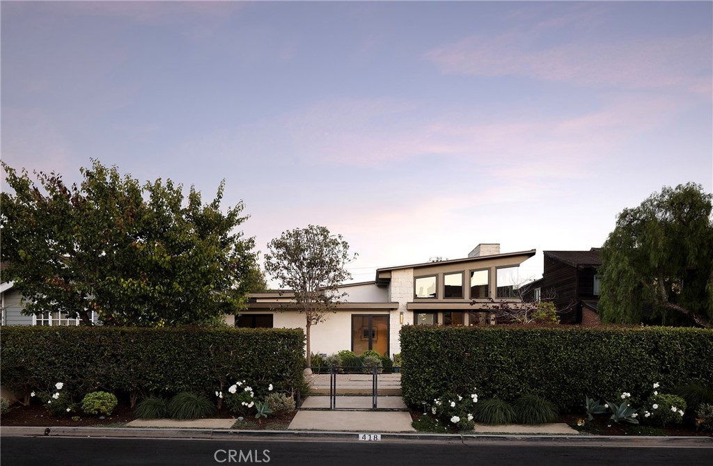418 San Bernardino Avenue