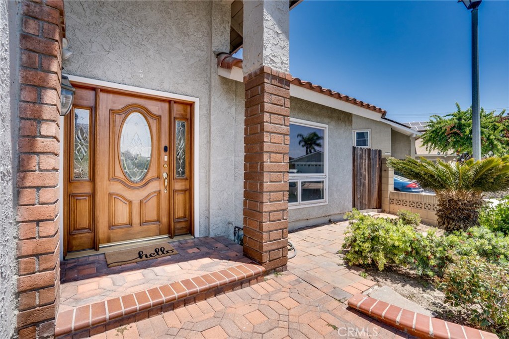 5461 Saint Mary's Cir