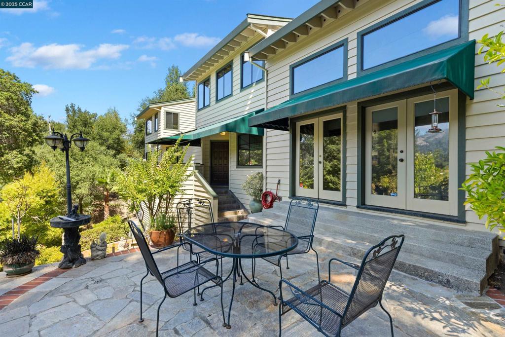 ORINDA C.C. - Residential