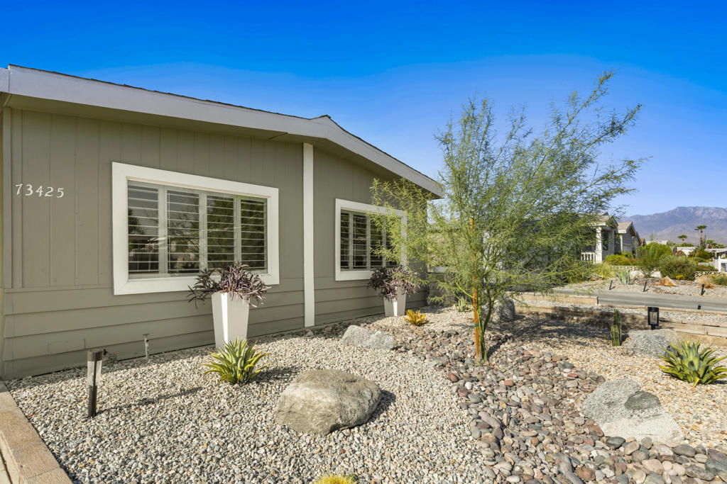 Palm Desert Greens - Manufactured In Park