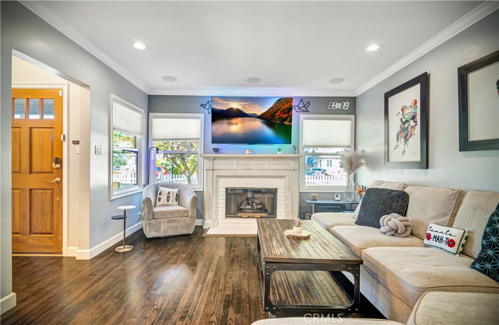 6455 Densmore Avenue