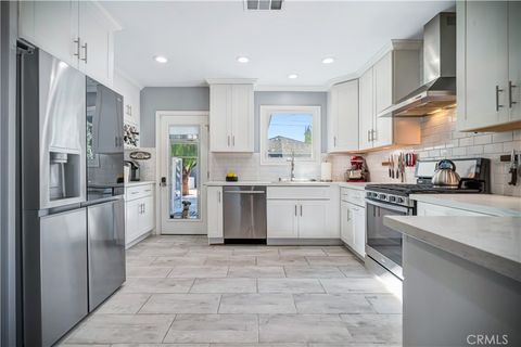 6455 Densmore Avenue Lake Balboa CA 91406