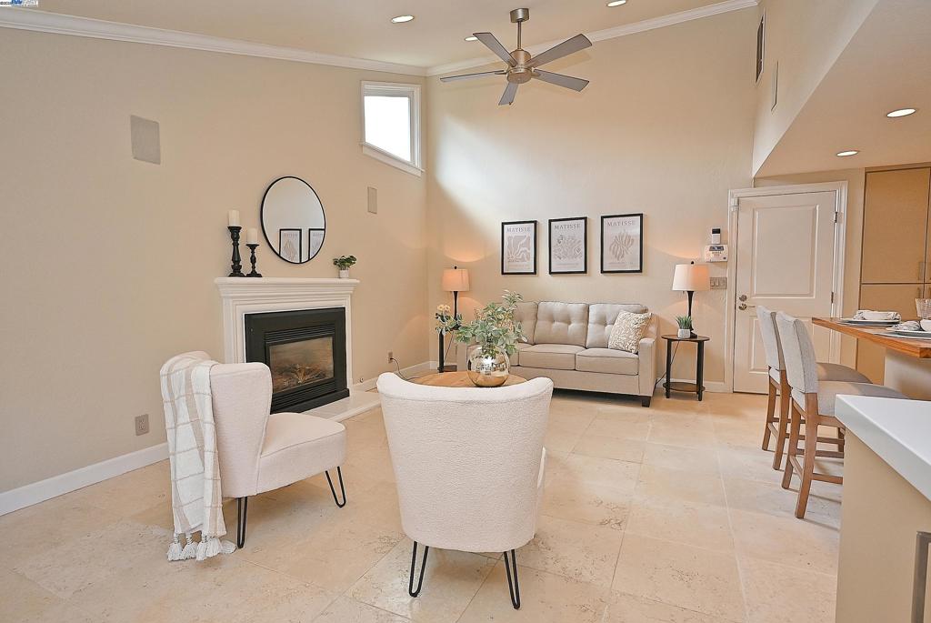 368 Cardona Cir