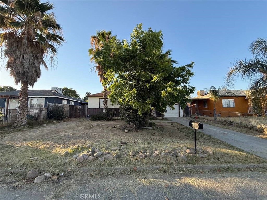 4504 Mesa Drive