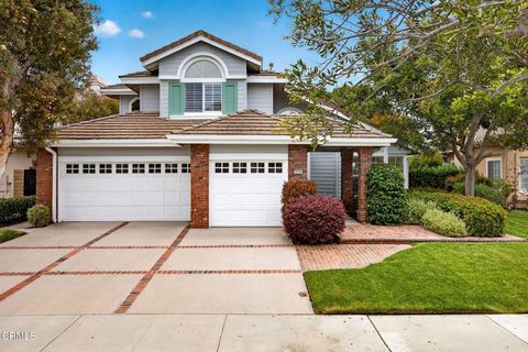 Photo of 2220 Pebble Beach Trail, Oxnard, CA 93036 (MLS # V1-36614)