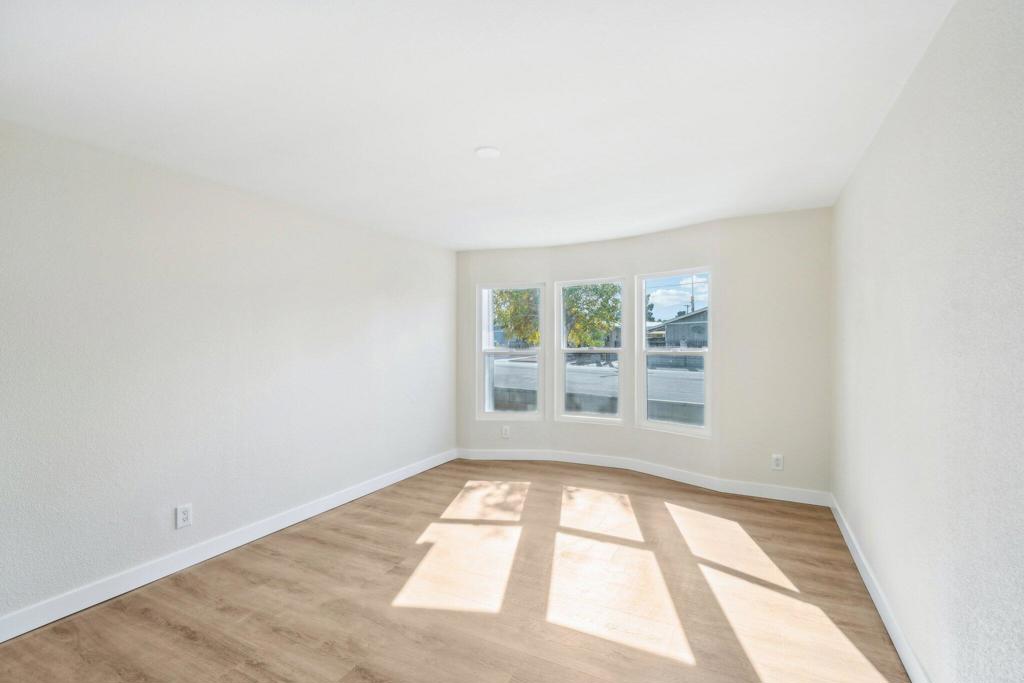 Tri Palm Estates - Manufactured In Park