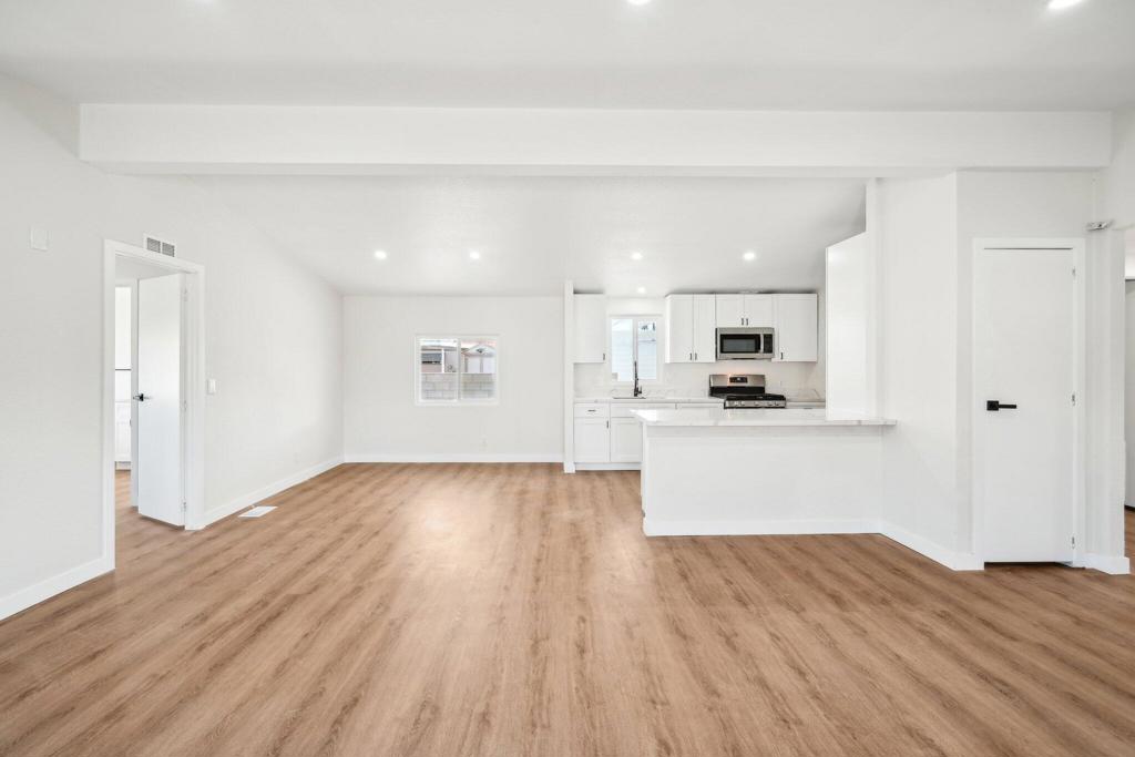 Tri Palm Estates - Manufactured In Park