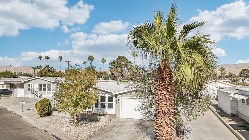 Tri Palm Estates - Manufactured In Park