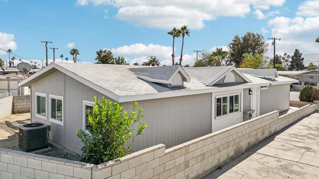 Tri Palm Estates - Manufactured In Park