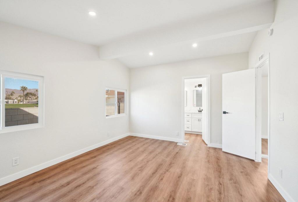 Tri Palm Estates - Manufactured In Park