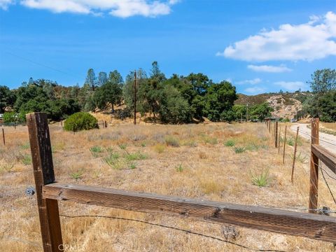 Tiny photo for 1575 Parkhill Road, Santa Margarita, CA 93453 (MLS # NS26109447)