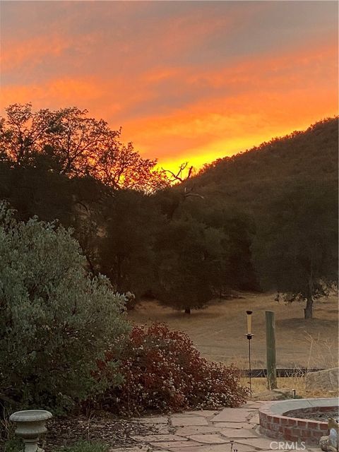 Tiny photo for 1575 Parkhill Road, Santa Margarita, CA 93453 (MLS # NS26109447)