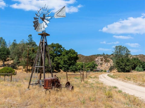Tiny photo for 1575 Parkhill Road, Santa Margarita, CA 93453 (MLS # NS26109447)