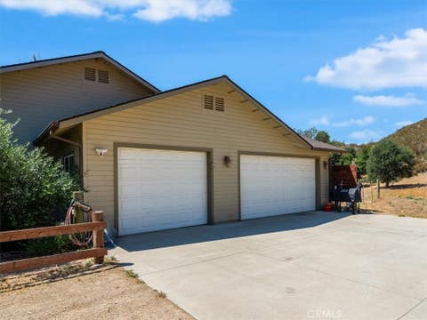 Tiny photo for 1575 Parkhill Road, Santa Margarita, CA 93453 (MLS # NS26109447)