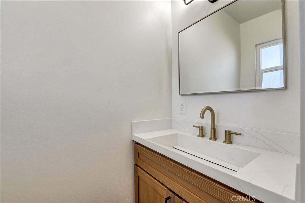 Carson Park/Long Beach (CLB) - Residential Lease