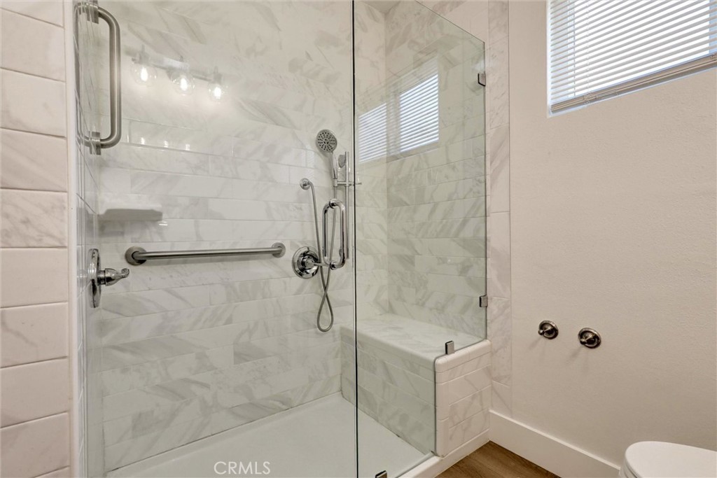 Carson Park/Long Beach (CLB) - Residential Lease