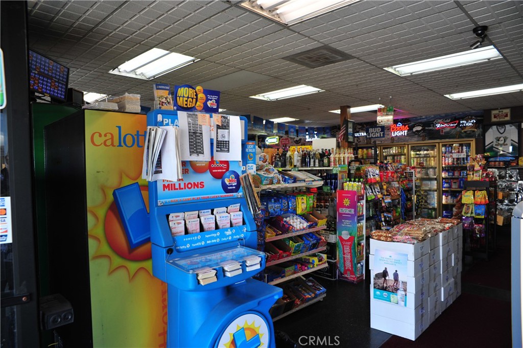 16561 Bolsa Chica