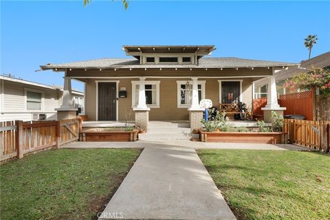 Photo of 820 Temple Avenue, Long Beach, CA 90804 (MLS # SB26033248)