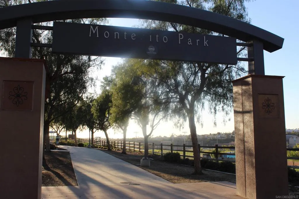 Chula Vista, California 91913, United States, 5 Bedrooms Bedrooms, ,4 BathroomsBathrooms,Residential,Active,94206