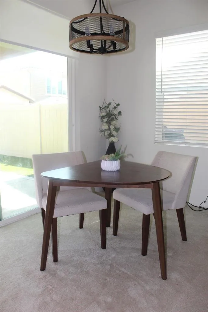 Chula Vista, California 91913, United States, 5 Bedrooms Bedrooms, ,4 BathroomsBathrooms,Residential,Active,94206