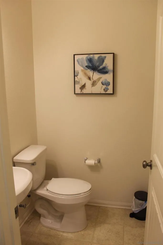 Chula Vista, California 91913, United States, 5 Bedrooms Bedrooms, ,4 BathroomsBathrooms,Residential,Active,94206