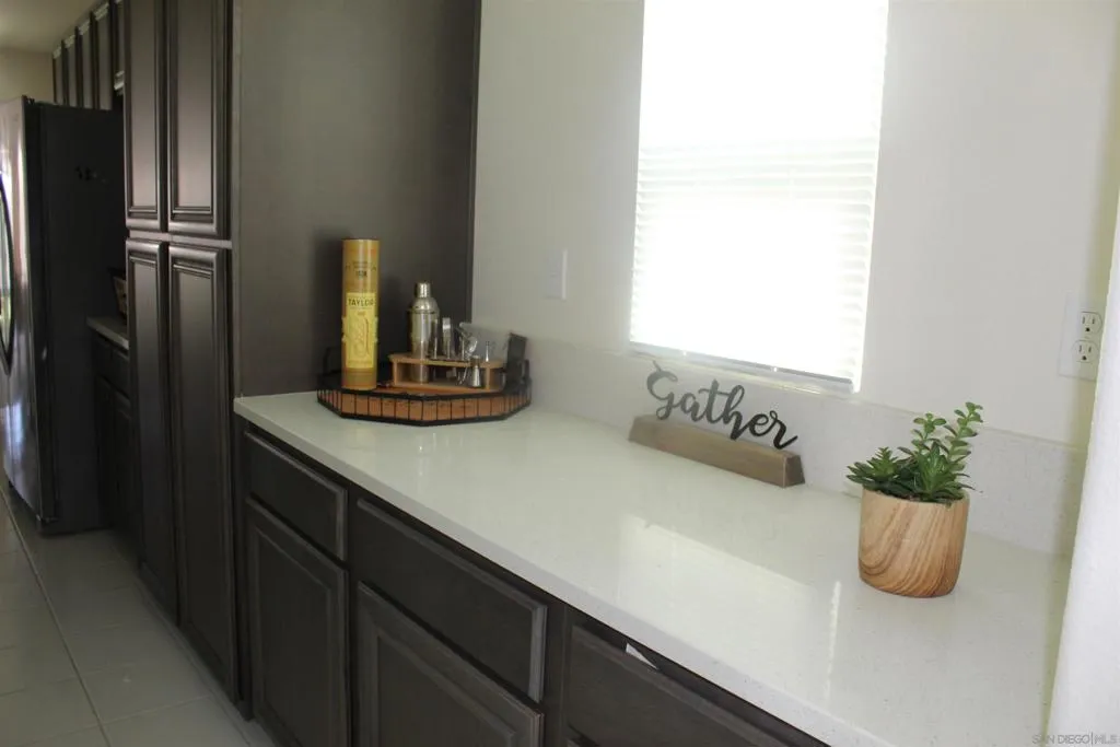 Chula Vista, California 91913, United States, 5 Bedrooms Bedrooms, ,4 BathroomsBathrooms,Residential,Active,94206