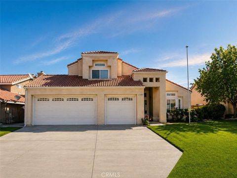 Photo of 37304 Carousel Cir, Palmdale, CA 93552 (MLS # SR26094396)