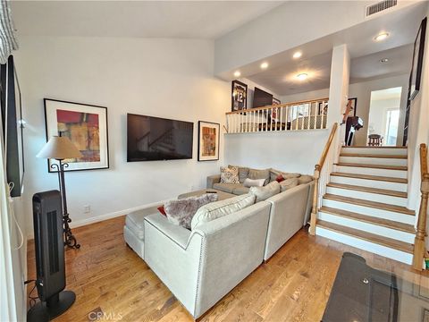 Photo of 27 Tiburon Court, Manhattan Beach, CA 90266 (MLS # SB26078984)