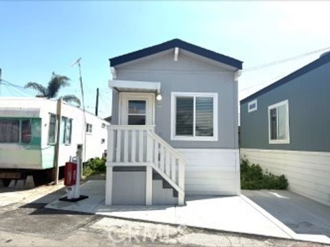 1851 lomita Boulevard 17 Lomita CA 90717