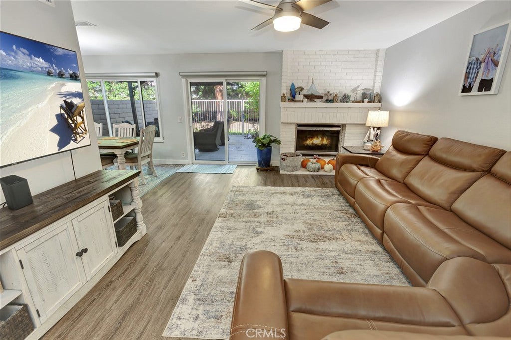 25585 Breezewood