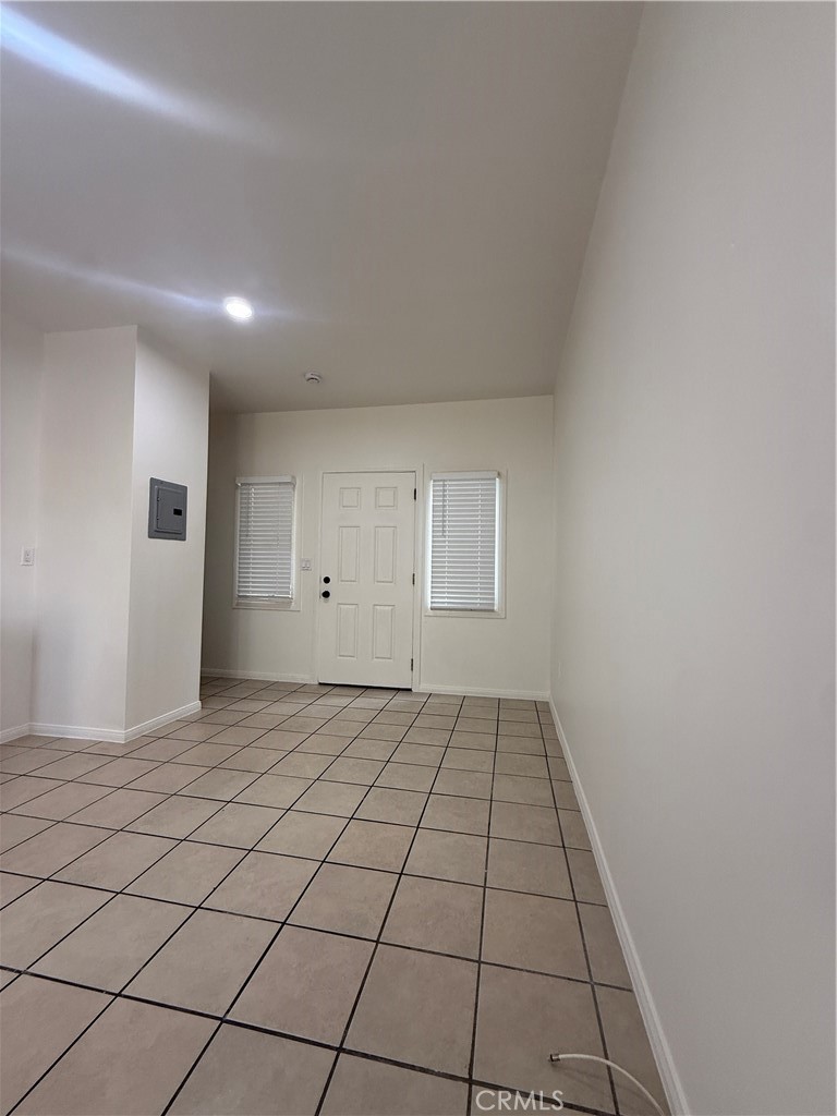 1085 Hoffman Avenue 10