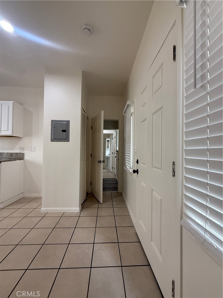 1085 Hoffman Avenue 10