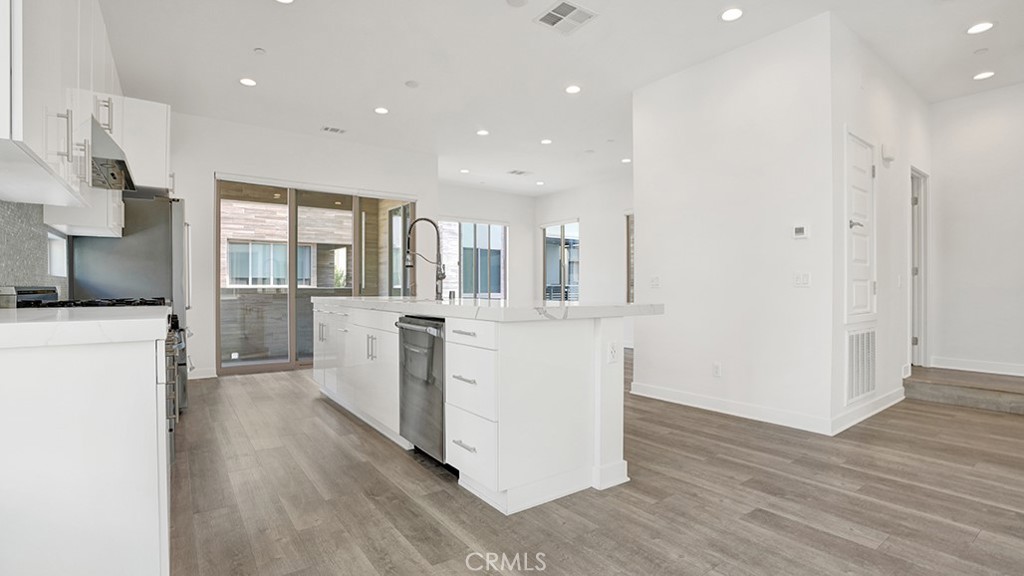 Ebb Tide - Residential Lease