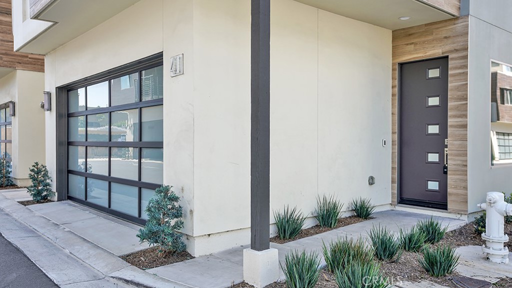 Ebb Tide - Residential Lease