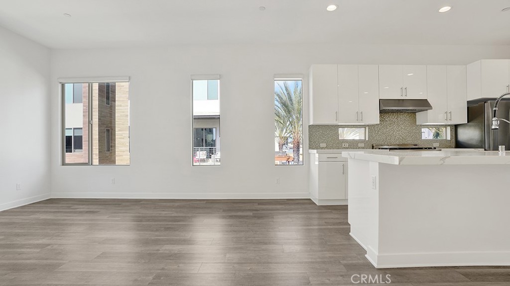 Ebb Tide - Residential Lease