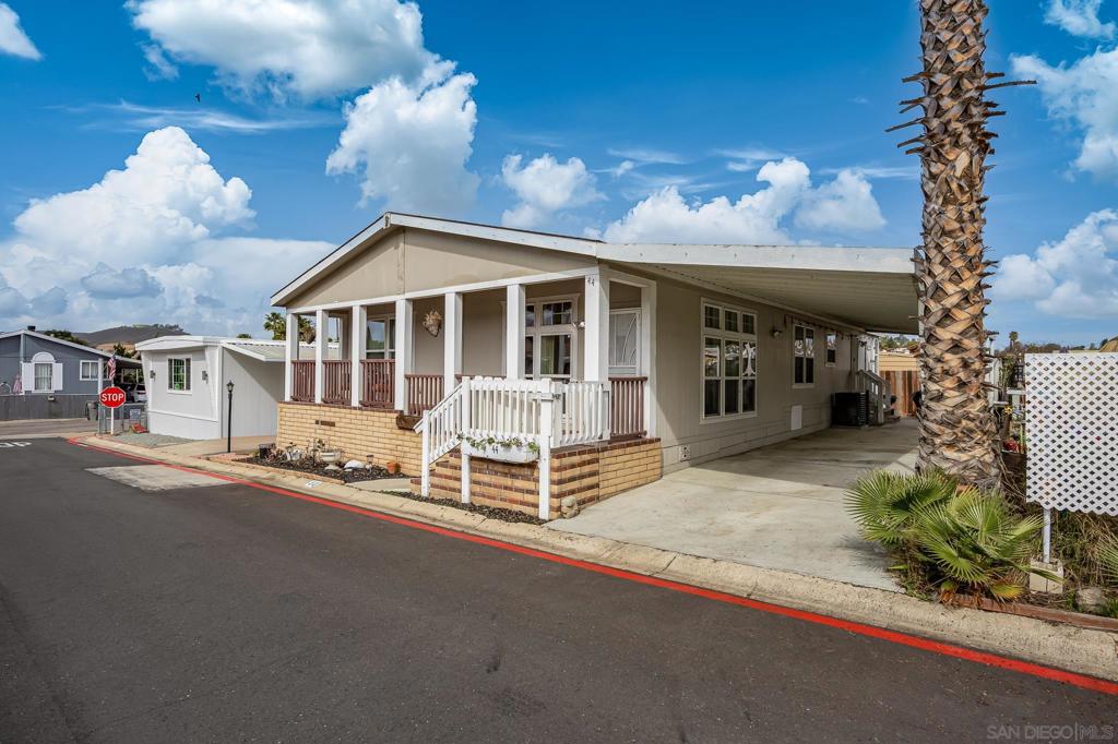 10767 Jamacha Blvd Spc 44