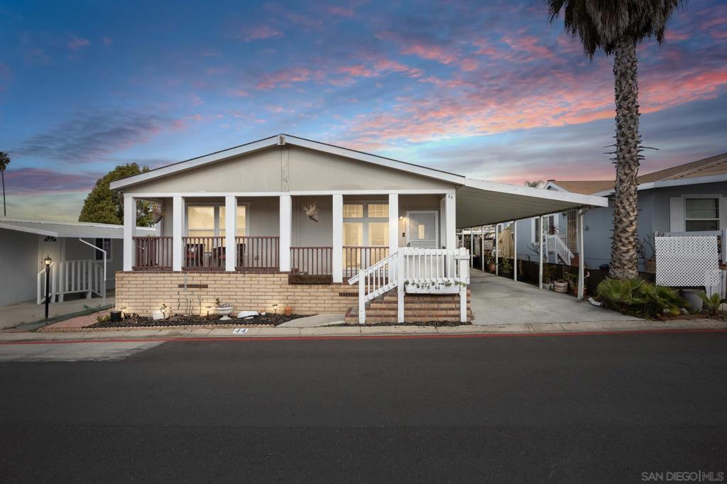 10767 Jamacha Blvd Spc 44