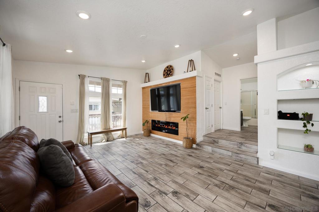 Spring Valley - Manufactured In Park