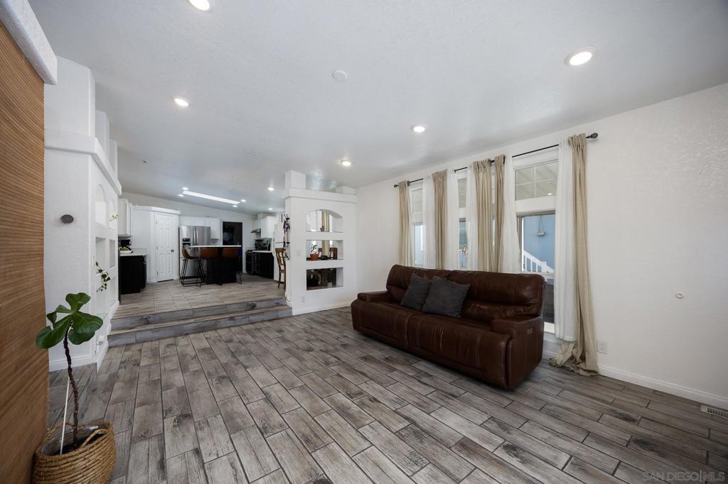 Spring Valley - Manufactured In Park