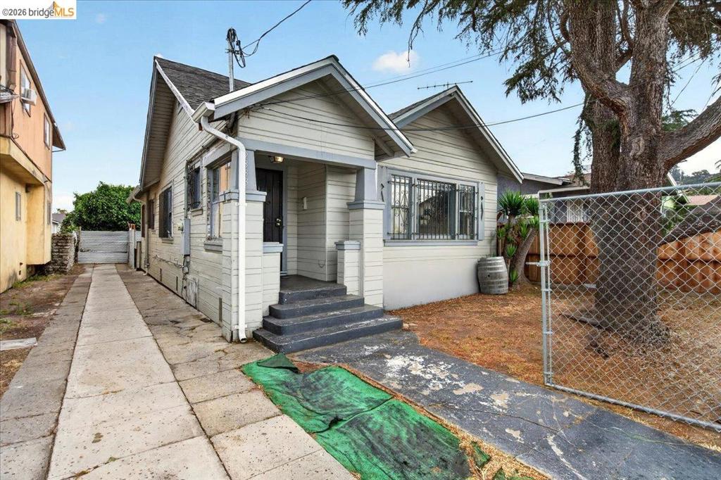 2333 81St Ave AVE, Oakland CA 94605