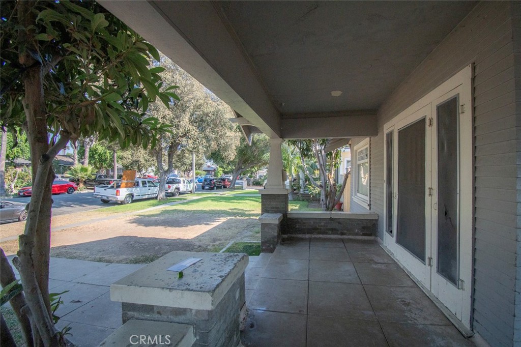 802 S Birch Street