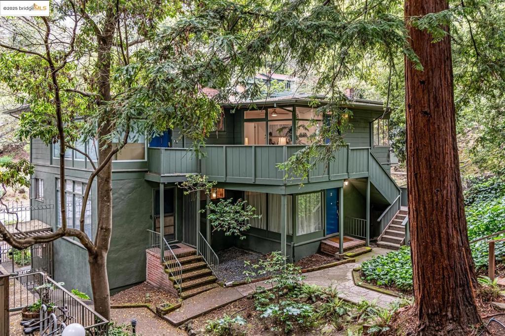 Tucked away among majestic redwoods yet just two blocks from the UC Berkeley campus, 2704 Le Conte Ave #4 offers a rare blend of serenity and city convenience. The unit features expansive windows that connect with nature, and you can step outside to explore North Berkeley’s top-rated restaurants, boutique shopping, and effortless public transit connections. This spacious one-bedroom, one-bathroom condo is move-in ready, featuring fresh interior paint, modern recessed lighting, and an elegantly updated bathroom. The open living space is bathed in natural light, creating a warm, inviting atmosphere perfect for relaxing, studying, or entertaining. Practicality meets comfort with an in-unit washer and dryer, a dedicated covered parking space, and extra storage in the garage—rare perks in this sought-after neighborhood. Whether you’re a student, professional, or someone who appreciates a peaceful retreat with unbeatable access to urban amenities, this condo offers the best of both worlds.