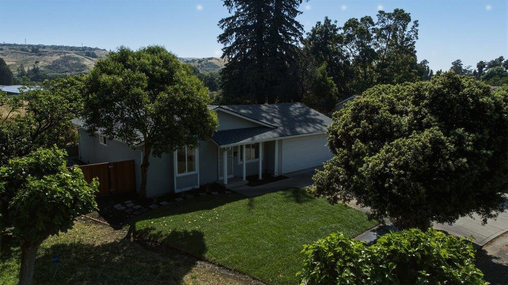 4102 Ambler Way