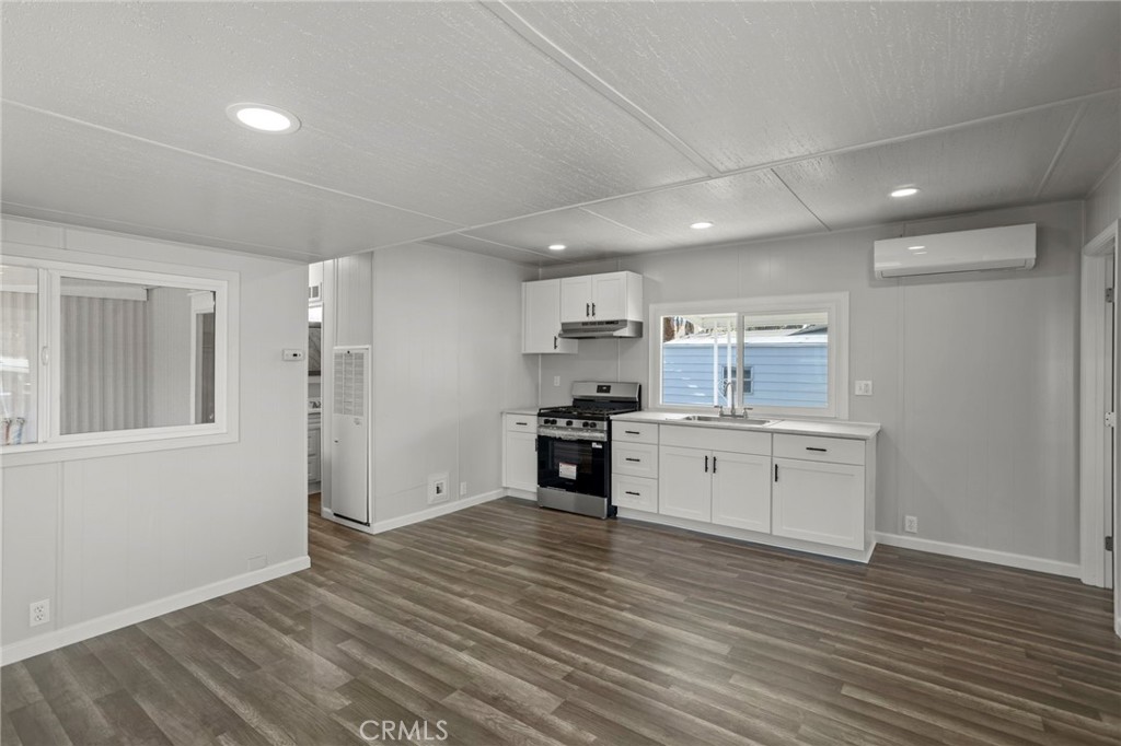 300 N Ellis St space 30 A