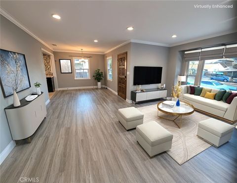 14947 14945 Chatsworth San Fernando CA 91345