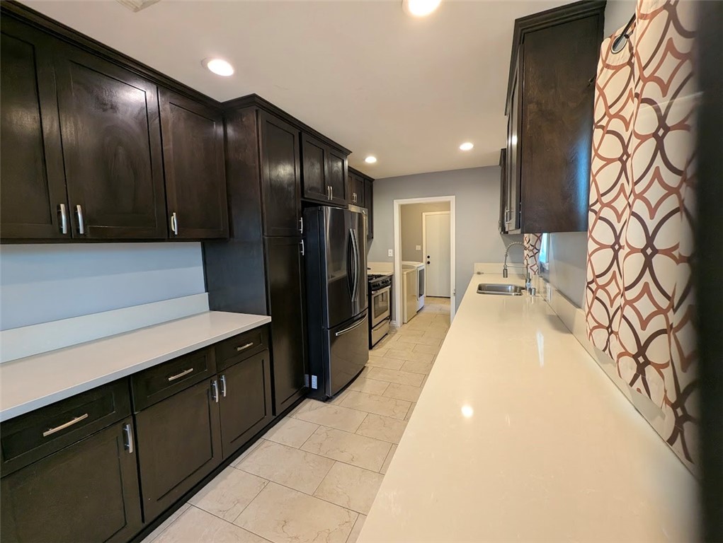 14947 14945 Chatsworth