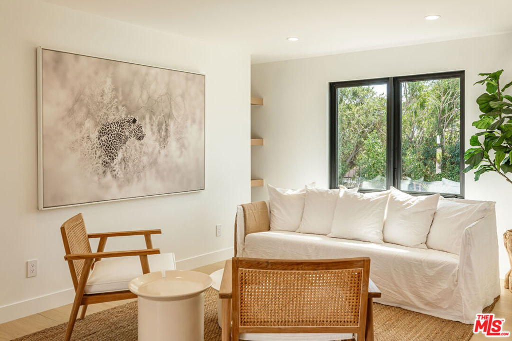 Old Agoura - Residential