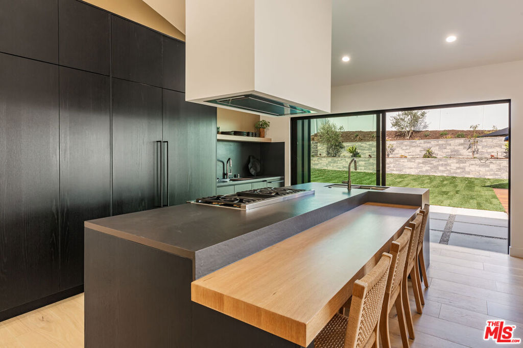 Old Agoura - Residential