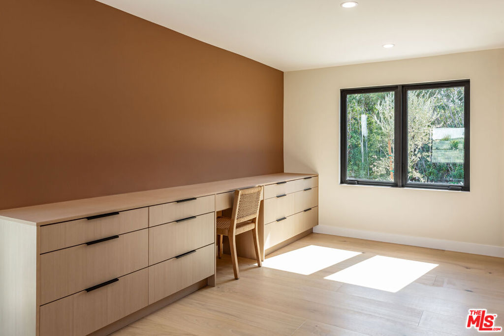 Old Agoura - Residential