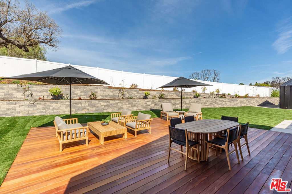 Old Agoura - Residential